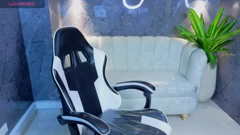 sarah_bay_tx online show from July 2026 08:22:02 PM
