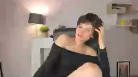 Sarah online show from July 2026 04:14:02 PM