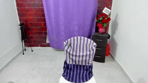 Snapshot of sarah_fox20 chatting on February 2025 04:16:02 AM Sarah online show from February 2025 04:16:02 AM