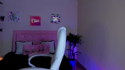 Snapshot of sarah_ramirez777 chatting on February 2025 02:54:02 PM Sarah Ramirez online show from February 2025 02:54:02 PM