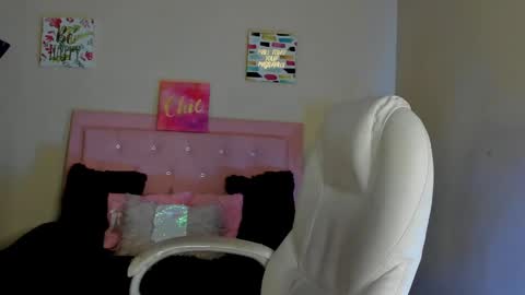 Snapshot of sarah_ramirez777 chatting on March 2025 06:12:01 PM Sarah Ramirez online show from March 2025 06:12:01 PM