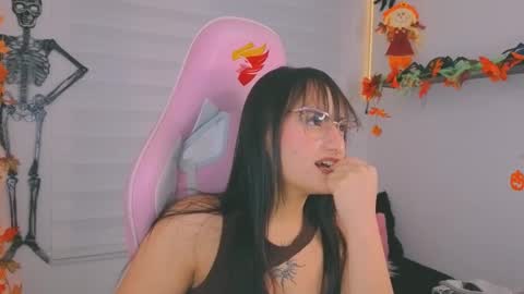 Snapshot of sarah_ramirez777 chatting on October 2025 04:31:01 AM Sarah Ramirez online show from October 2025 04:31:01 AM