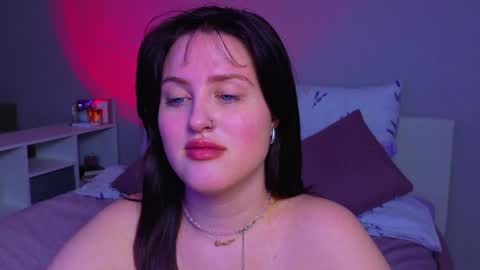 Sarah online show from May 2026 11:12:03 PM