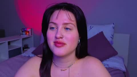 Sarah online show from May 2026 11:23:04 PM