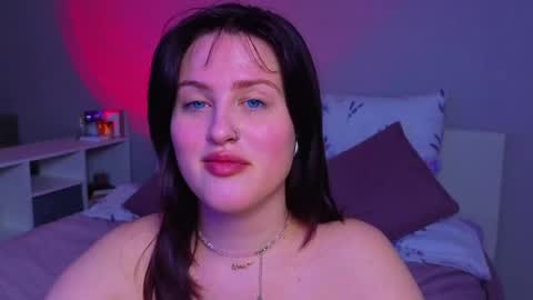 Sarah online show from May 2026 11:45:02 PM