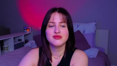 Sarah online show from May 2026 11:01:02 PM