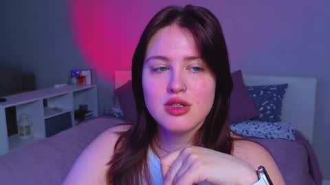 Sarah online show from June 2026 01:03:01 AM