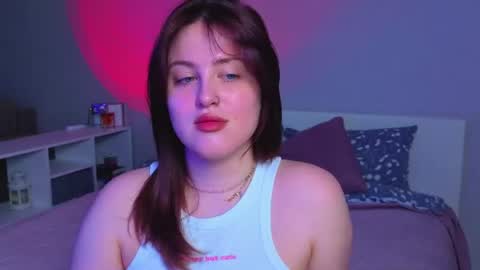 Sarah online show from June 2026 11:24:02 PM