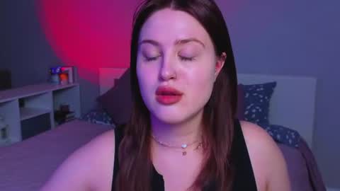 Sarah online show from June 2026 10:34:01 PM