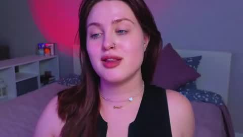 Sarah online show from June 2026 03:25:01 AM