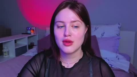 Sarah online show from June 2026 10:47:02 PM