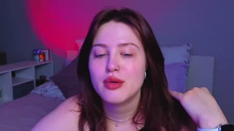 Sarah online show from June 2026 10:38:01 PM