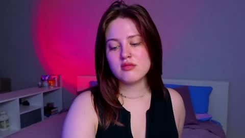 Sarah online show from July 2026 10:38:01 PM