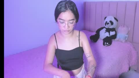 Sarah online show from October 2025 06:45:02 PM