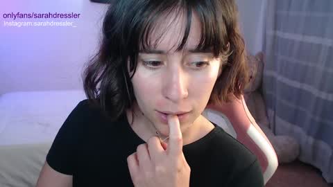 sarahdressler online show from December 2024 06:22:02 AM