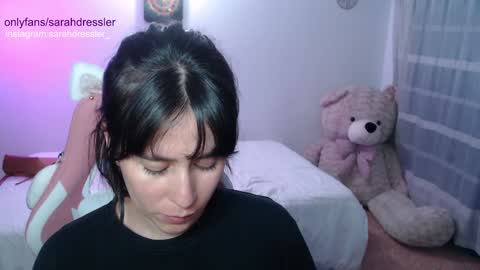 sarahdressler online show from December 2024 03:33:02 AM