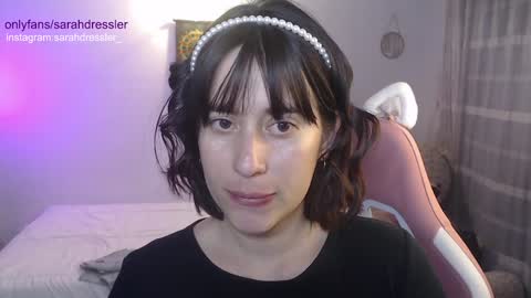 sarahdressler online show from February 2025 01:43:01 AM