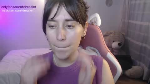 sarahdressler online show from February 2025 11:22:01 PM