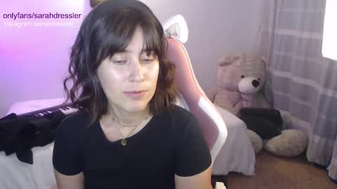 sarahdressler online show from March 2025 02:41:02 AM