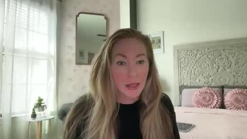 Sarah online show from May 2026 06:13:02 PM