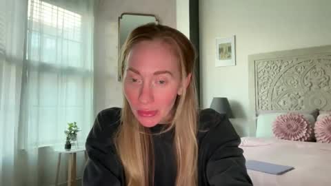Sarah online show from May 2026 12:50:02 AM