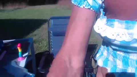 Snapshot of sarahhampton chatting on October 2025 07:25:02 PM CdSissySarah online show from October 2025 07:25:02 PM