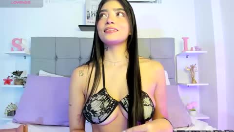 sarahlopezz290 online show from June 2026 03:32:02 AM