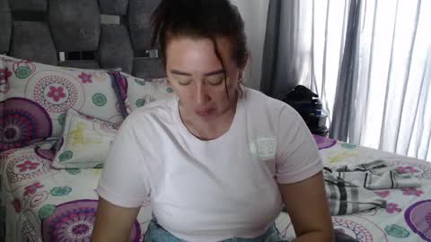 Lia online show from April 2026 03:23:01 PM