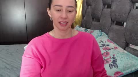 Lia online show from July 2026 03:07:02 PM