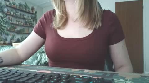Sarah online show from May 2026 08:59:02 PM