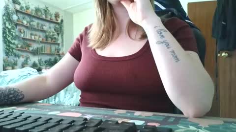 Sarah online show from June 2026 08:14:02 PM