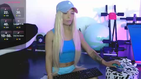 sarahraiynex online show from June 2026 10:51:01 AM
