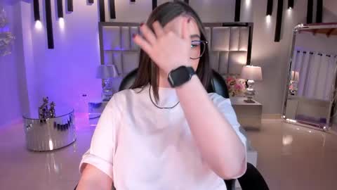 Snapshot of sarahrhodes_ chatting on April 2026 12:41:02 PM Sarah Rhodes online show from April 2026 12:41:02 PM