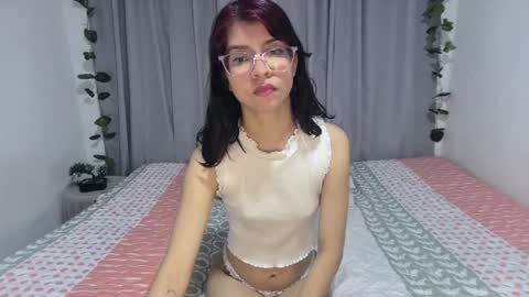 Sarah  online show from March 2026 02:48:01 AM