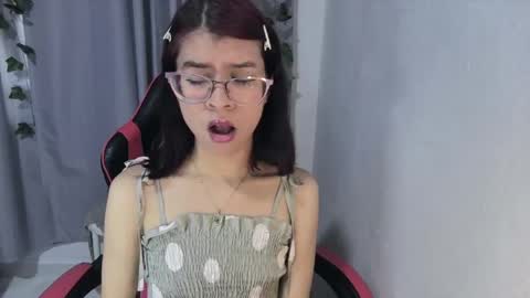 Sarah  online show from April 2026 04:59:01 PM
