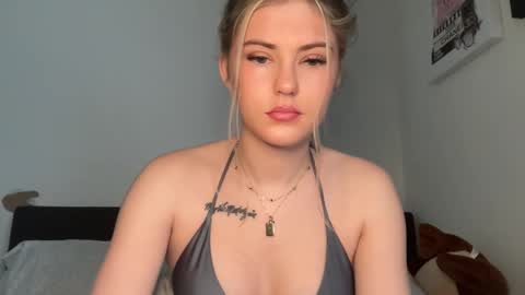 SarahxOliver online show from January 2026 04:22:01 PM