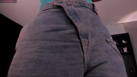 Snapshot of sarahyates chatting on January 2026 05:43:01 AM Sarah independent model online show from January 2026 05:43:01 AM