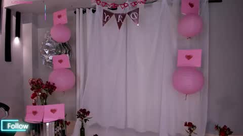 Snapshot of sarahyates chatting on February 2026 04:20:01 AM Sarah independent model online show from February 2026 04:20:01 AM