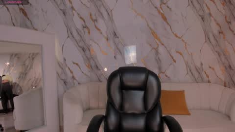Sarah  independent model online show from May 2026 04:31:02 AM