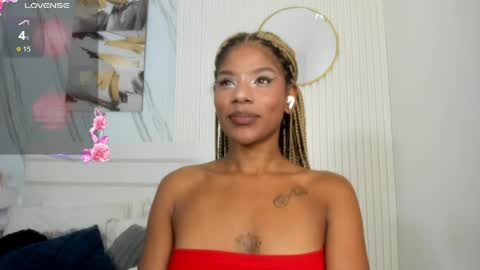 Sara Lewis online show from May 2026 11:27:02 AM