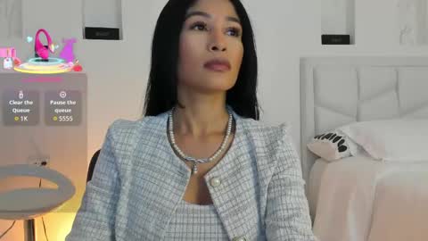 saralife69 online show from June 2026 11:01:02 AM