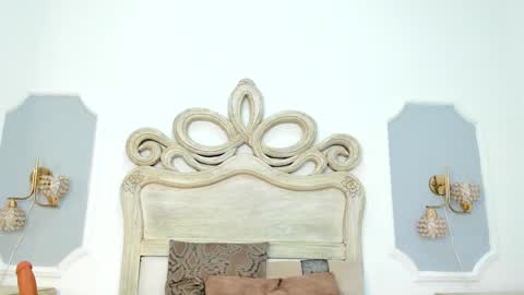 Snapshot of saralloyd chatting on December 2024 02:06:02 PM Sara online show from December 2024 02:06:02 PM