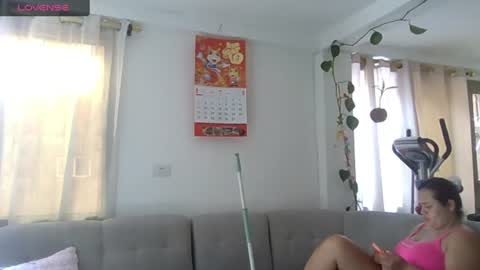 sara martinez online show from July 2026 07:39:01 PM