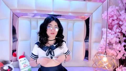 Snapshot of saramartini2 chatting on December 2025 06:07:02 AM sara online show from December 2025 06:07:02 AM