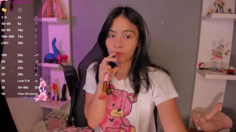 Snapshot of saraowens1 chatting on February 2026 02:27:01 PM saraowens online show from February 2026 02:27:01 PM