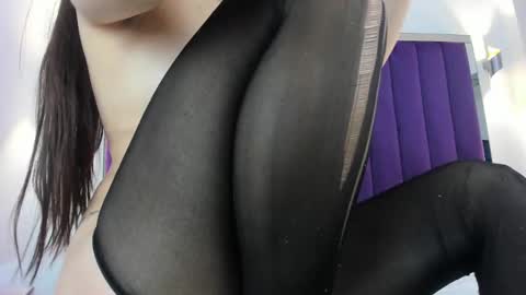 Sara   online show from February 2025 05:05:02 AM