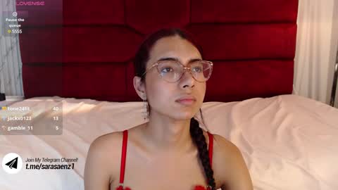 Snapshot of sarasaenz_99 chatting on January 2025 10:40:01 PM Sara online show from January 2025 10:40:01 PM