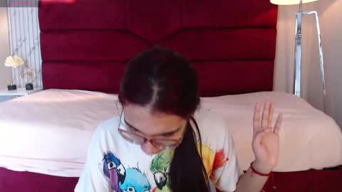 Snapshot of sarasaenz_99 chatting on January 2025 04:46:01 PM Sara online show from January 2025 04:46:01 PM