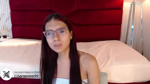 Snapshot of sarasaenz_99 chatting on March 2025 07:39:01 PM Sara online show from March 2025 07:39:01 PM