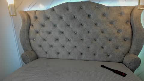   online show from February 2025 06:31:02 PM